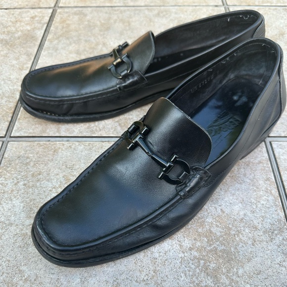 Salvatore Ferragamo Men's Black Leather Loafers